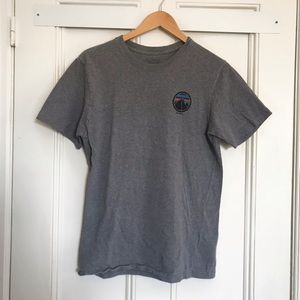 Size Small Grey Patagonia Short Sleeve Shirt